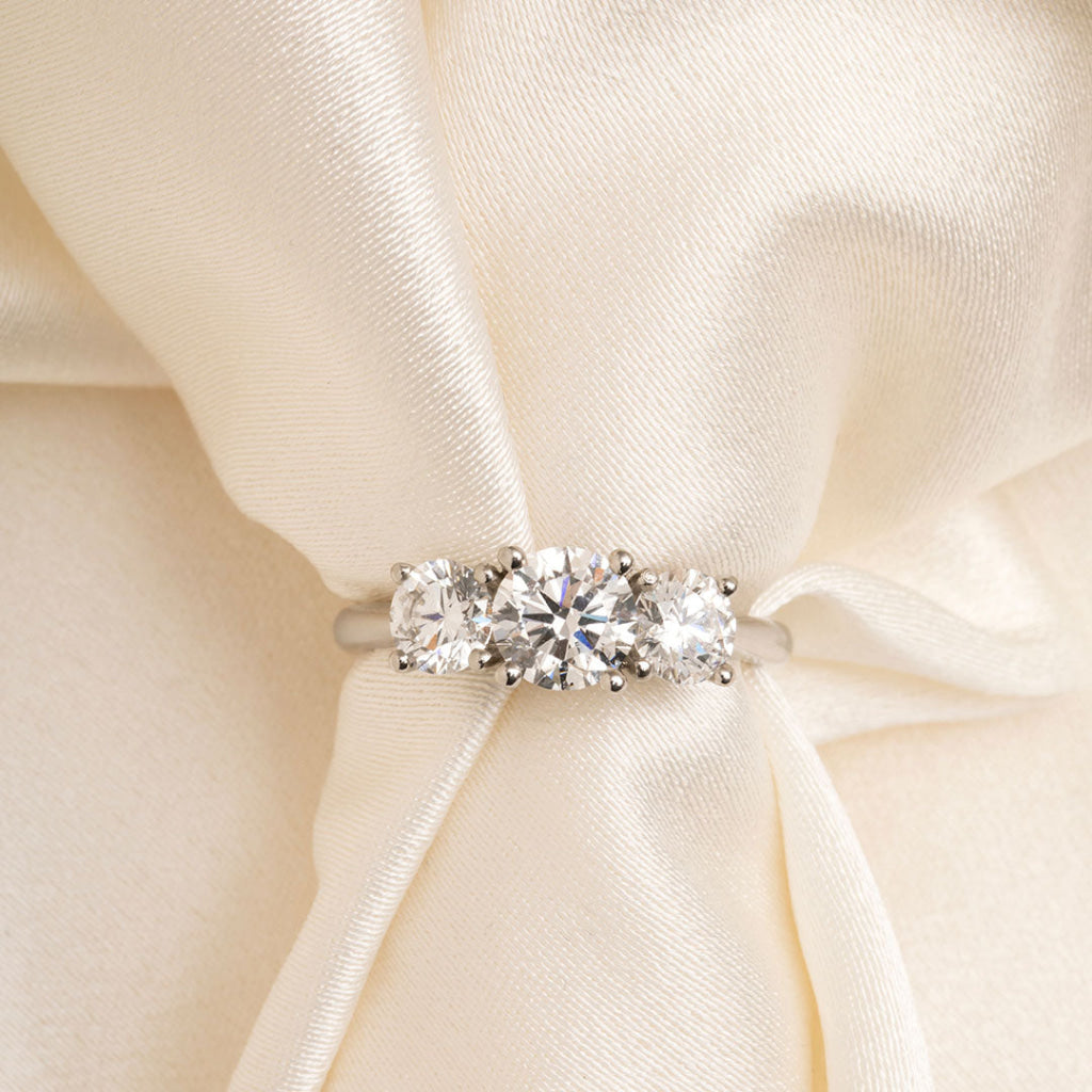 BAYBERRY 2ct | Round 3-Stone Lab Grown Diamond Engagement Ring in Platinum