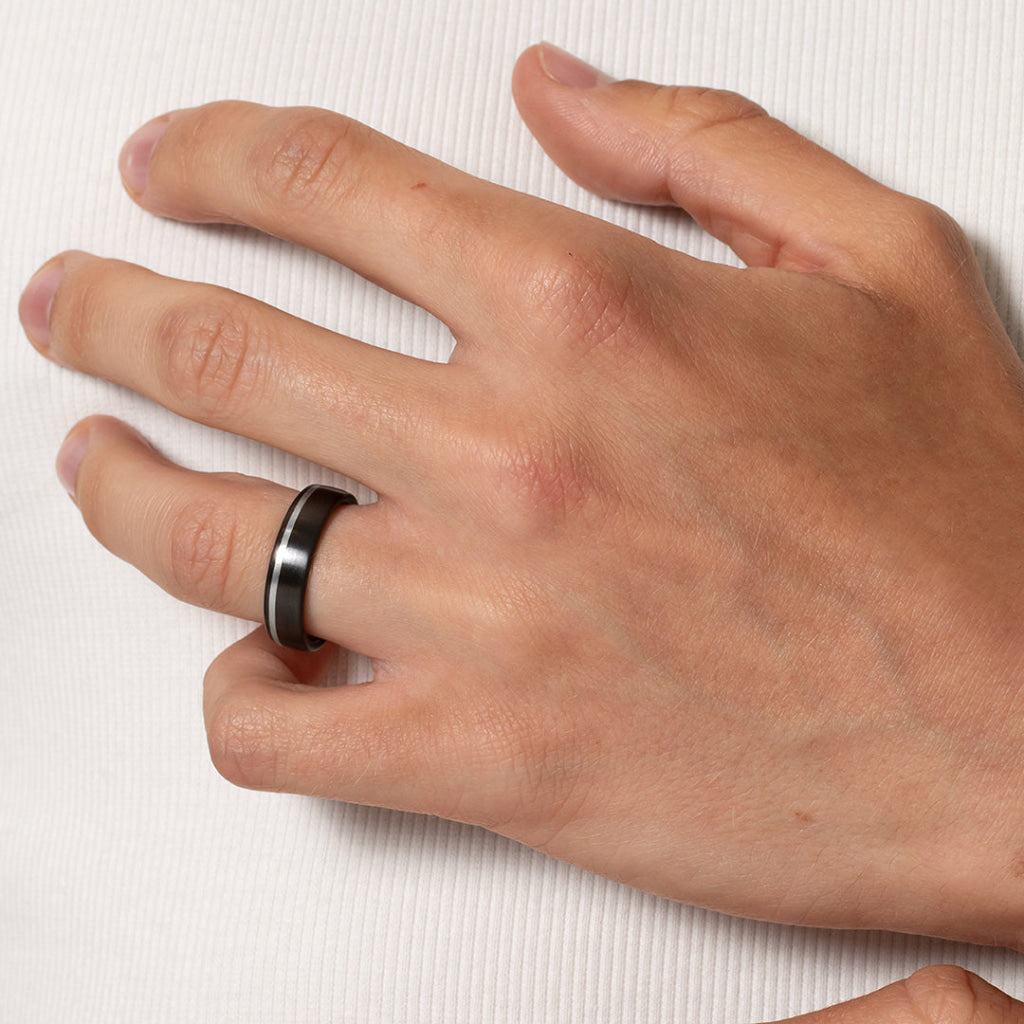 BJORN 6mm | Men’s Wedding Ring in Zirconium Silver & 9ct