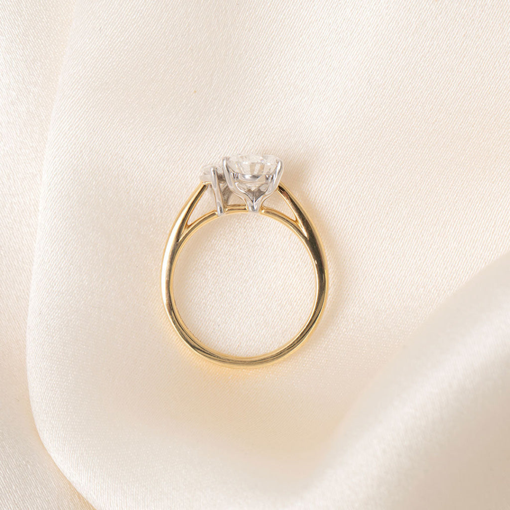 BLOOMSBURY | Pear Toi Et Moi Set in 18ct Gold 2.50ct - Rings