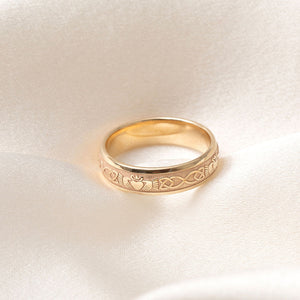 BYRNE | Men's Wedding Ring in 9ct Gold