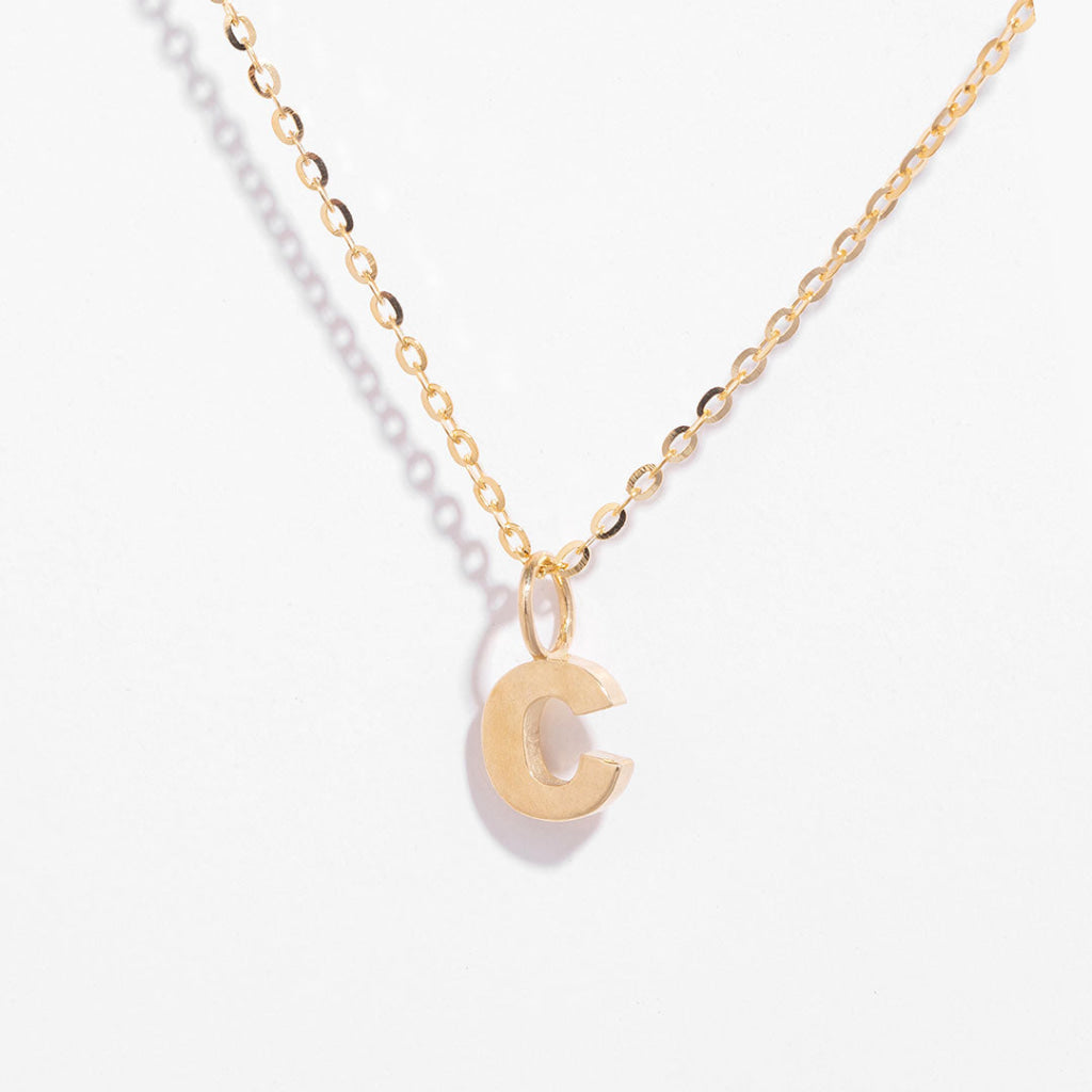 C - Pendant | 9ct Gold - Necklace