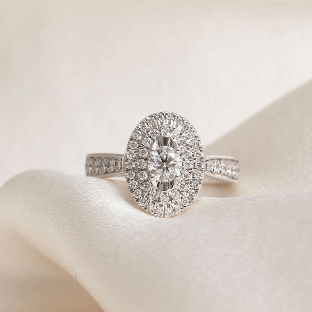 CALEB | Round Halo Diamond Set in 18ct White Gold 0.75ct