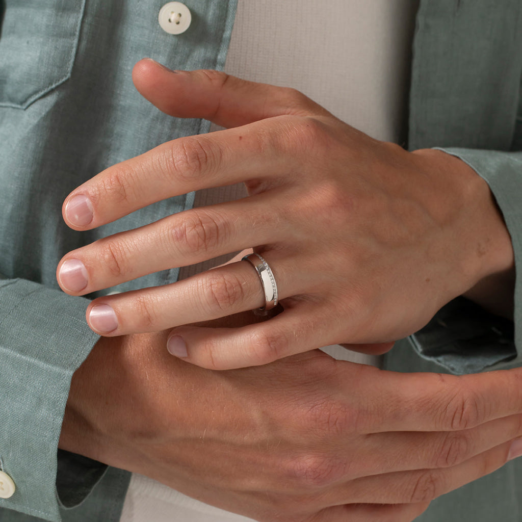 CAMPBELL | Men’s Diamond Engagement Ring in 9ct White Gold