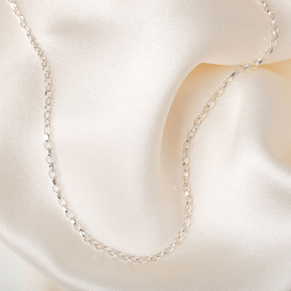 Caoilainn | 18’’ Silver Dc Belcher - Necklace