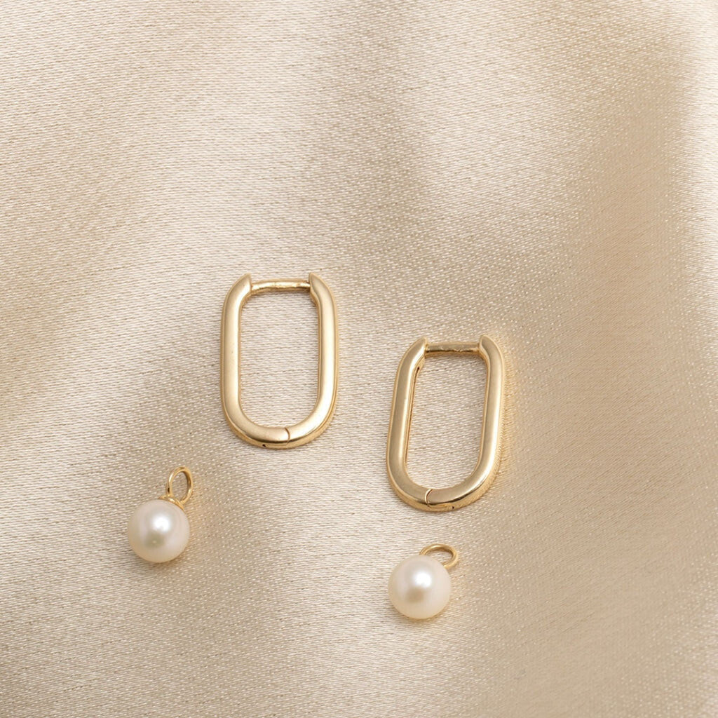 Paperclip Pearl Huggie Earrings | 9ct Gold