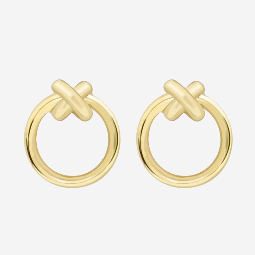 Circle & Kiss Earrings | 9ct Gold