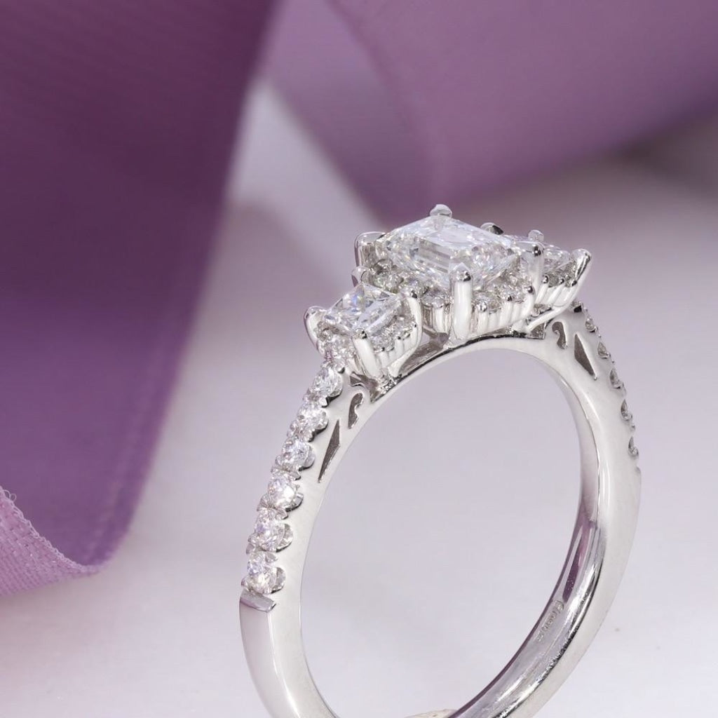 COUNTESS | Diamond Engagement Ring - Rings