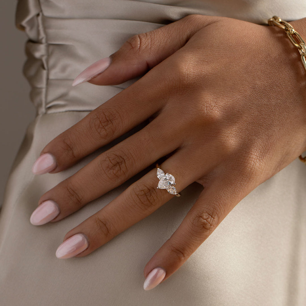 CUBA | Pear 3-Stone Lab Diamond Set in 18ct Gold - Rings