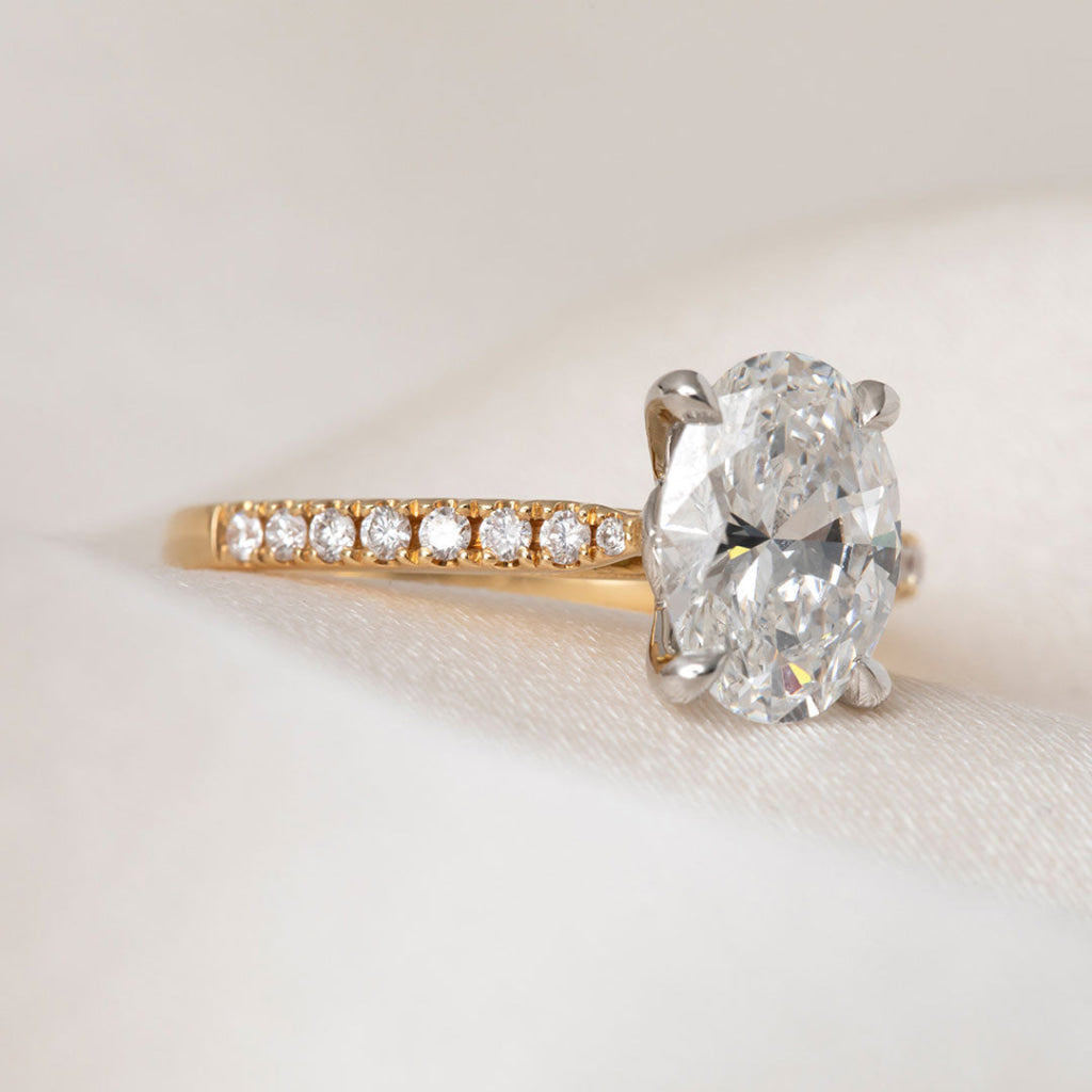 DIVINITY 2.20ct | Oval Solitaire Lab Grown Diamond