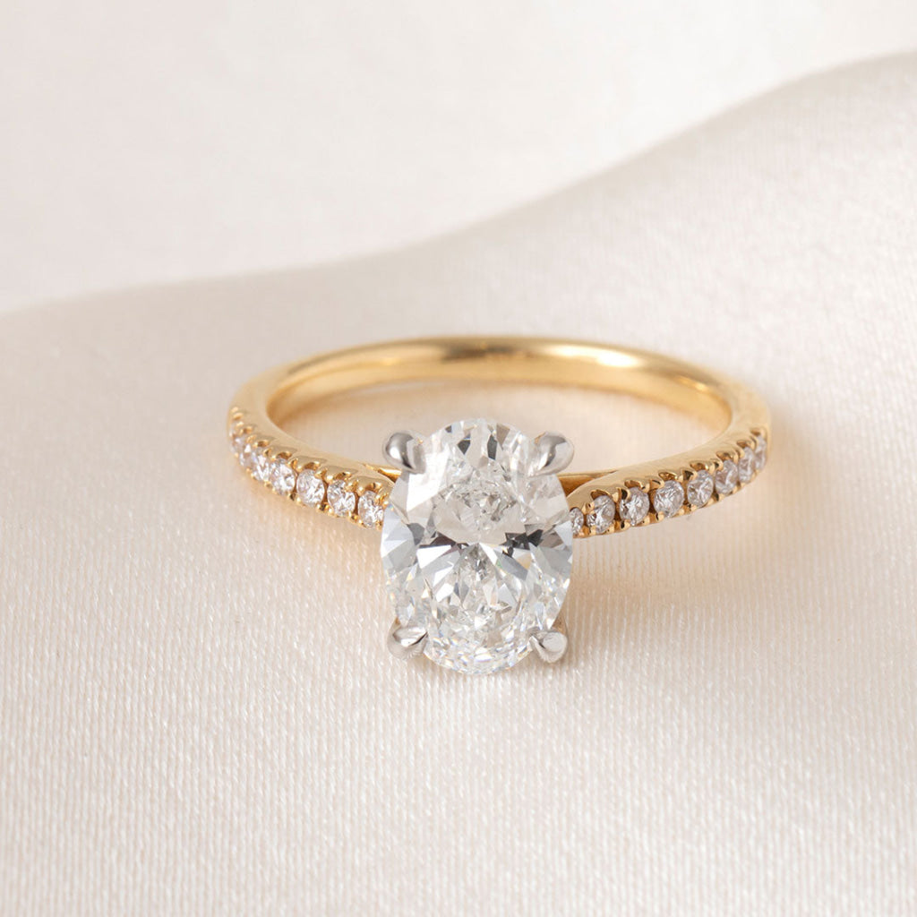 DIVINITY 2.20ct | Oval Solitaire Lab Grown Diamond