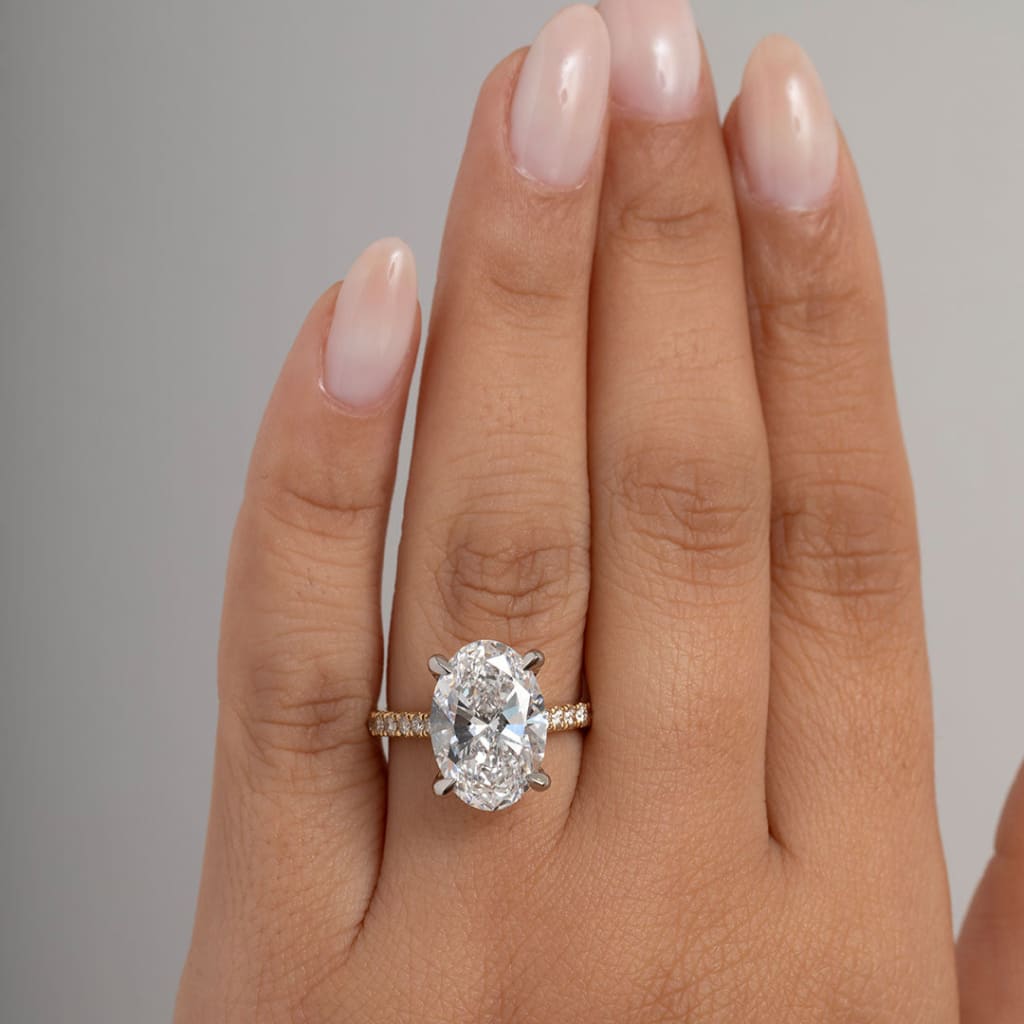 DIVINITY 5.00ct | Oval Solitaire Lab Diamond Set in 18ct