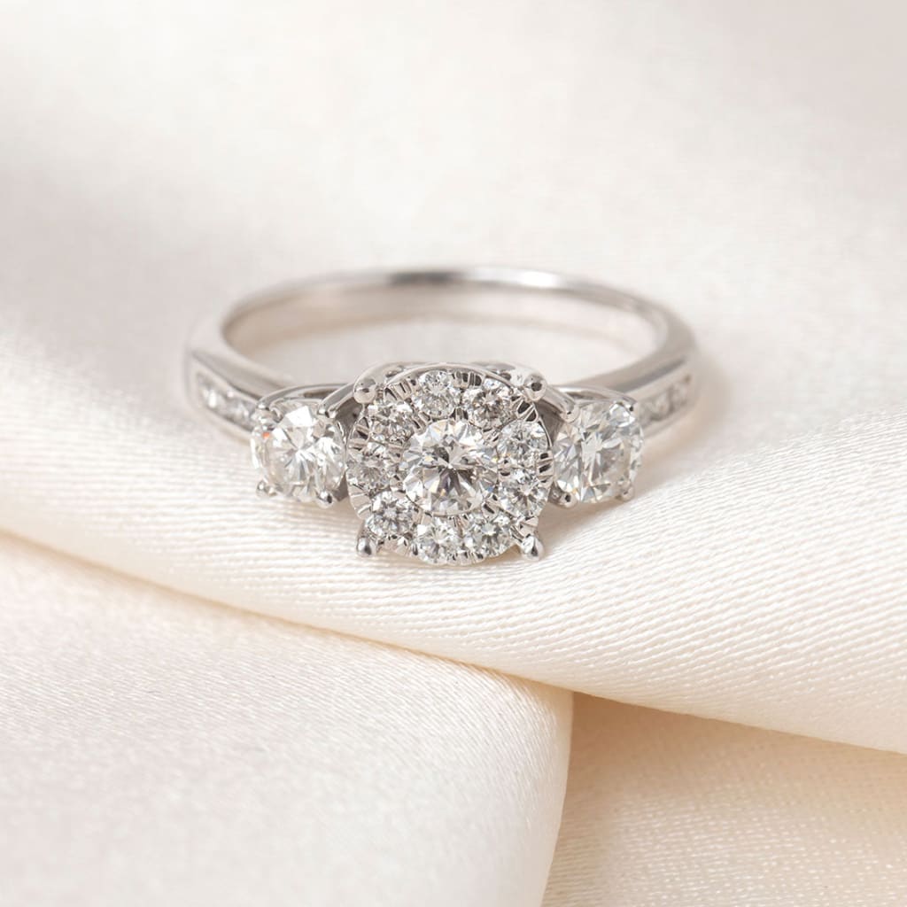 DOLLY | Diamond Engagement Ring - Rings