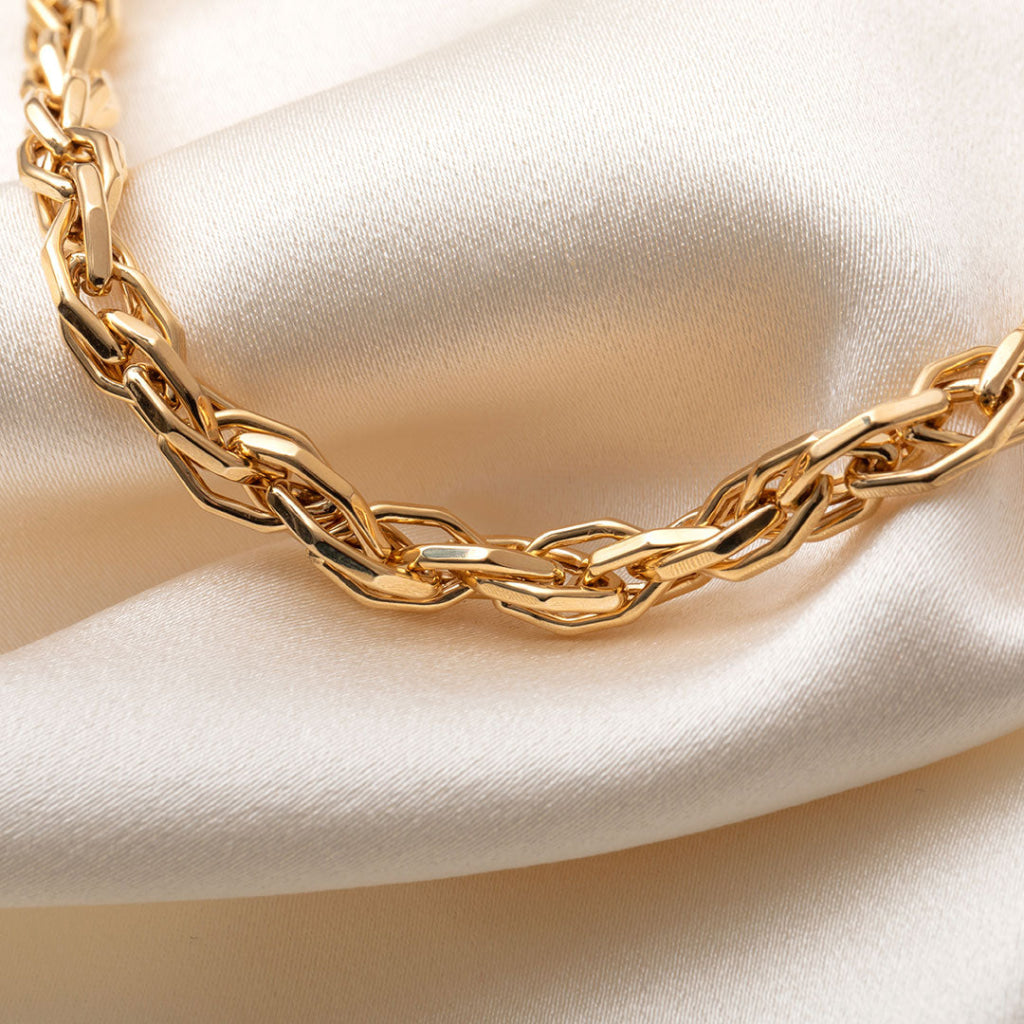 front view of yellow gold fancy link chain