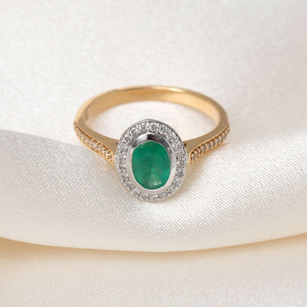 Eden | Emerald Diamond Ring - Rings