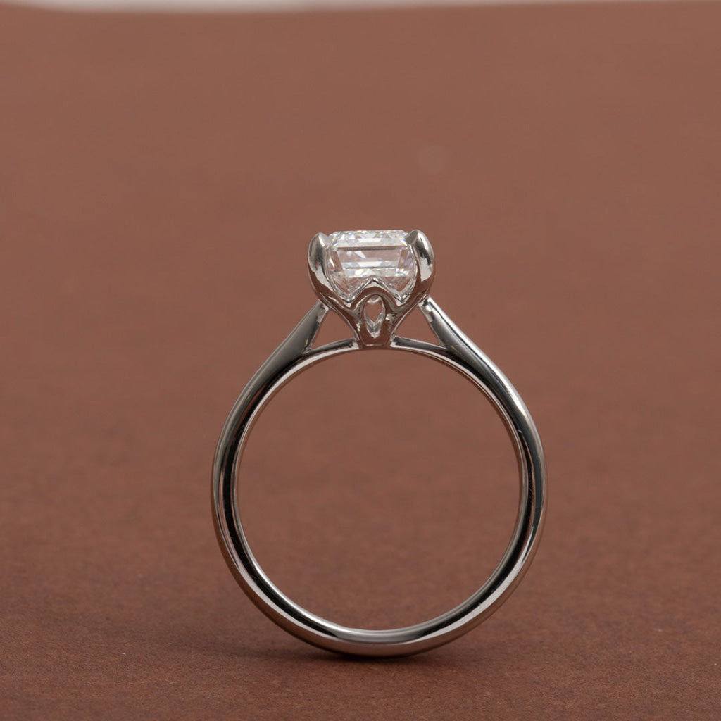 ELDORA 2.50ct | Emerald Cut Solitaire Lab Diamond Set