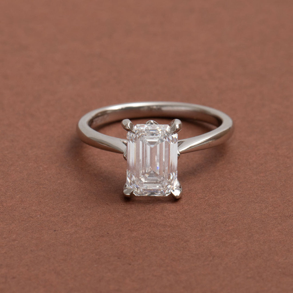 ELDORA 2.50ct | Emerald Cut Solitaire Lab Diamond Set