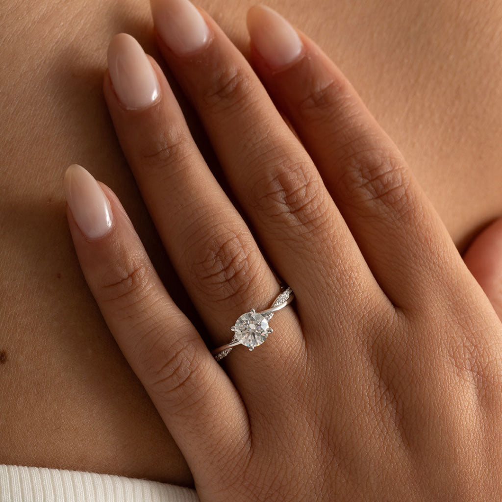 ENTWINE 1.10ct | Round Solitaire Lab Grown Diamond Engagement Ring in Platinum