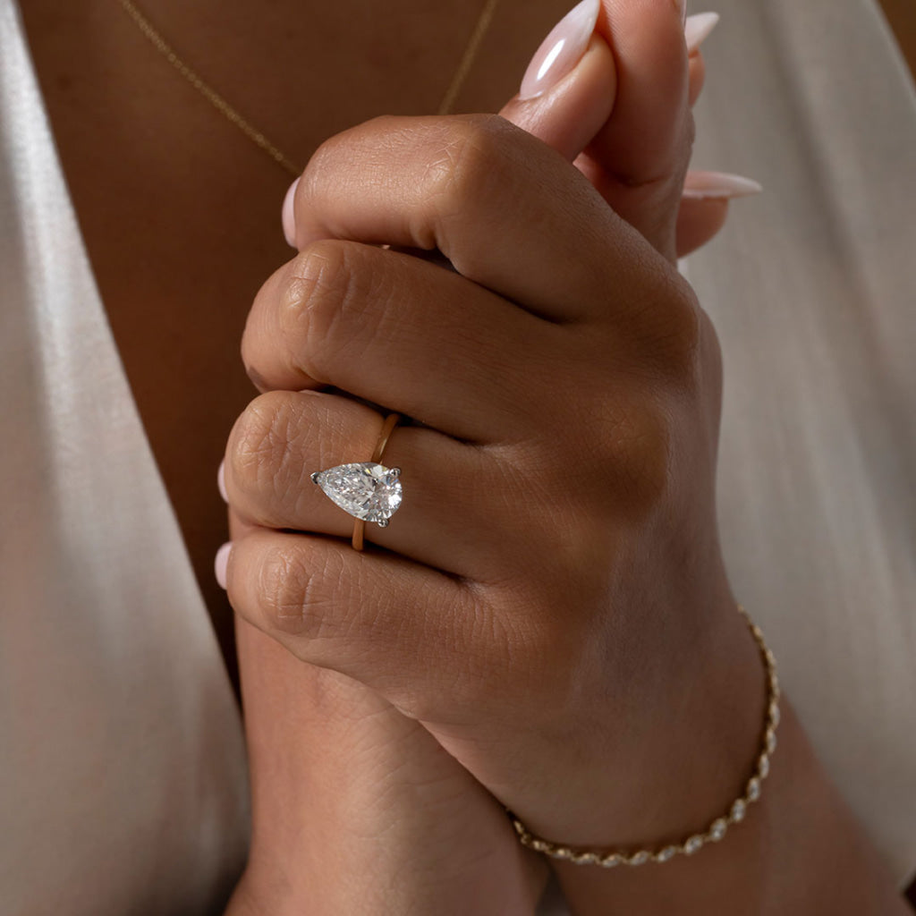 ENYA 3.00ct | Pear Cut Lab Grown Diamond Engagement Ring