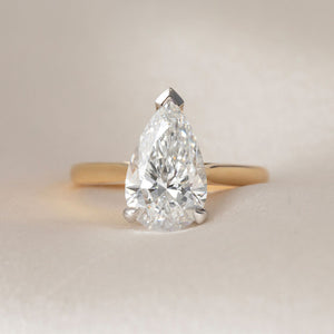 ENYA 3.00ct | Pear Cut Lab Grown Diamond Engagement Ring