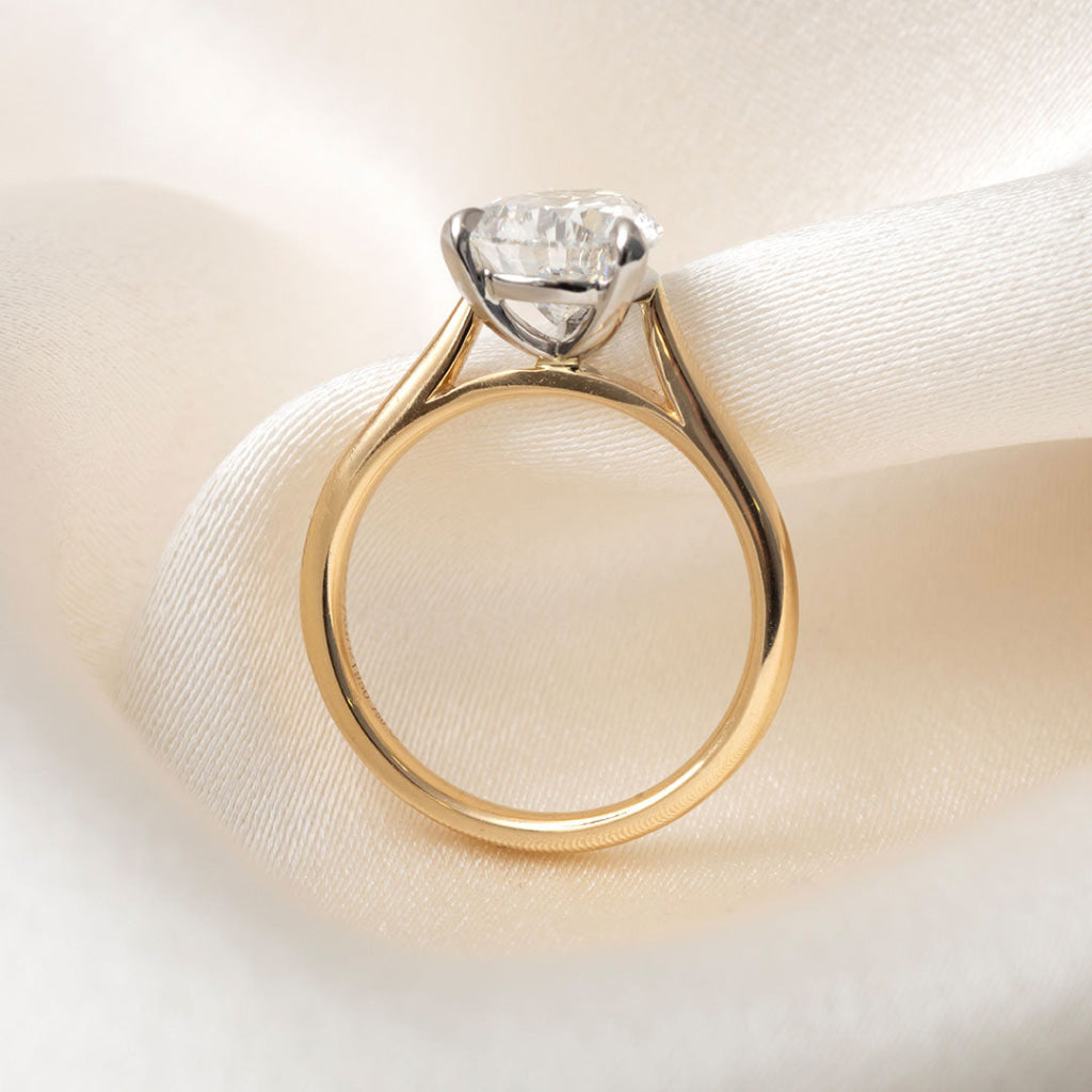 ENYA 3.00ct | Pear Cut Lab Grown Diamond Engagement Ring