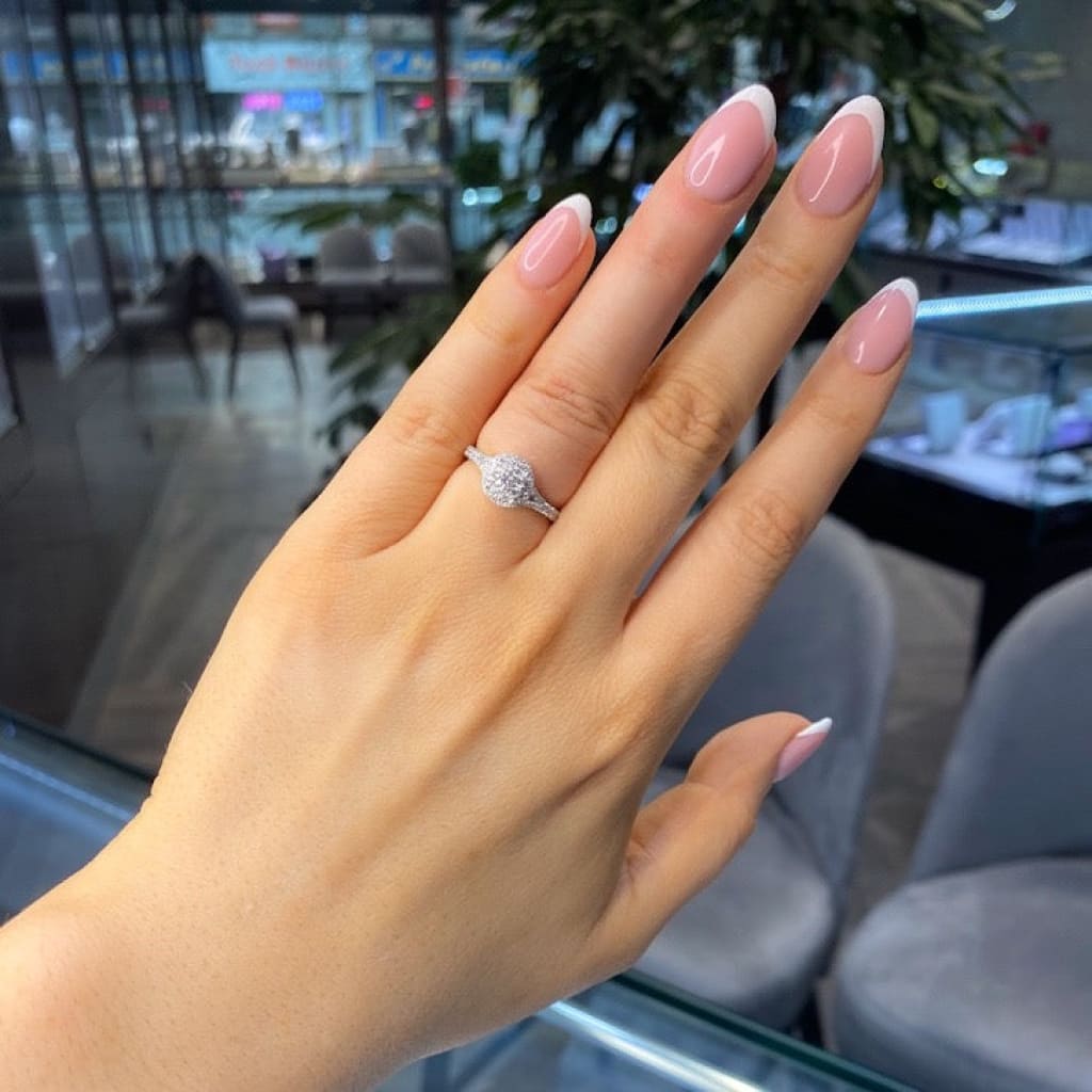 EON | Round Cluster Diamond Set in 18ct White Gold 0.50ct