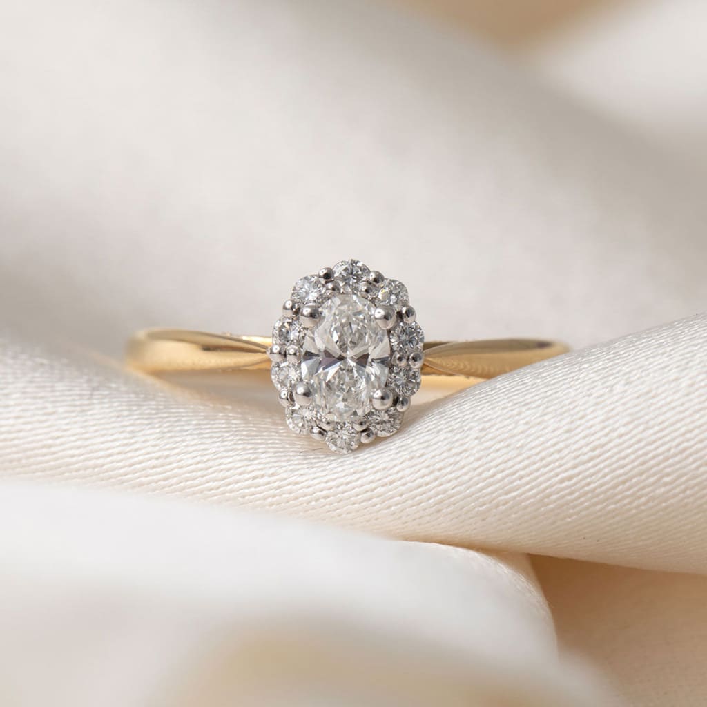 ETAIN 0.50ct | Oval Halo Diamond Engagement Ring in 18ct