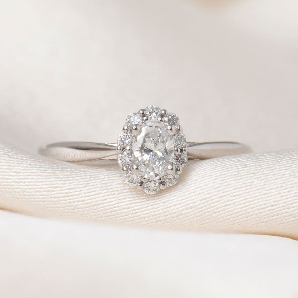ETAIN 0.50ct | Oval Halo Diamond Engagement Ring
