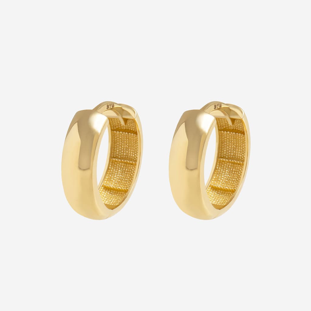 yellow gold round hoops