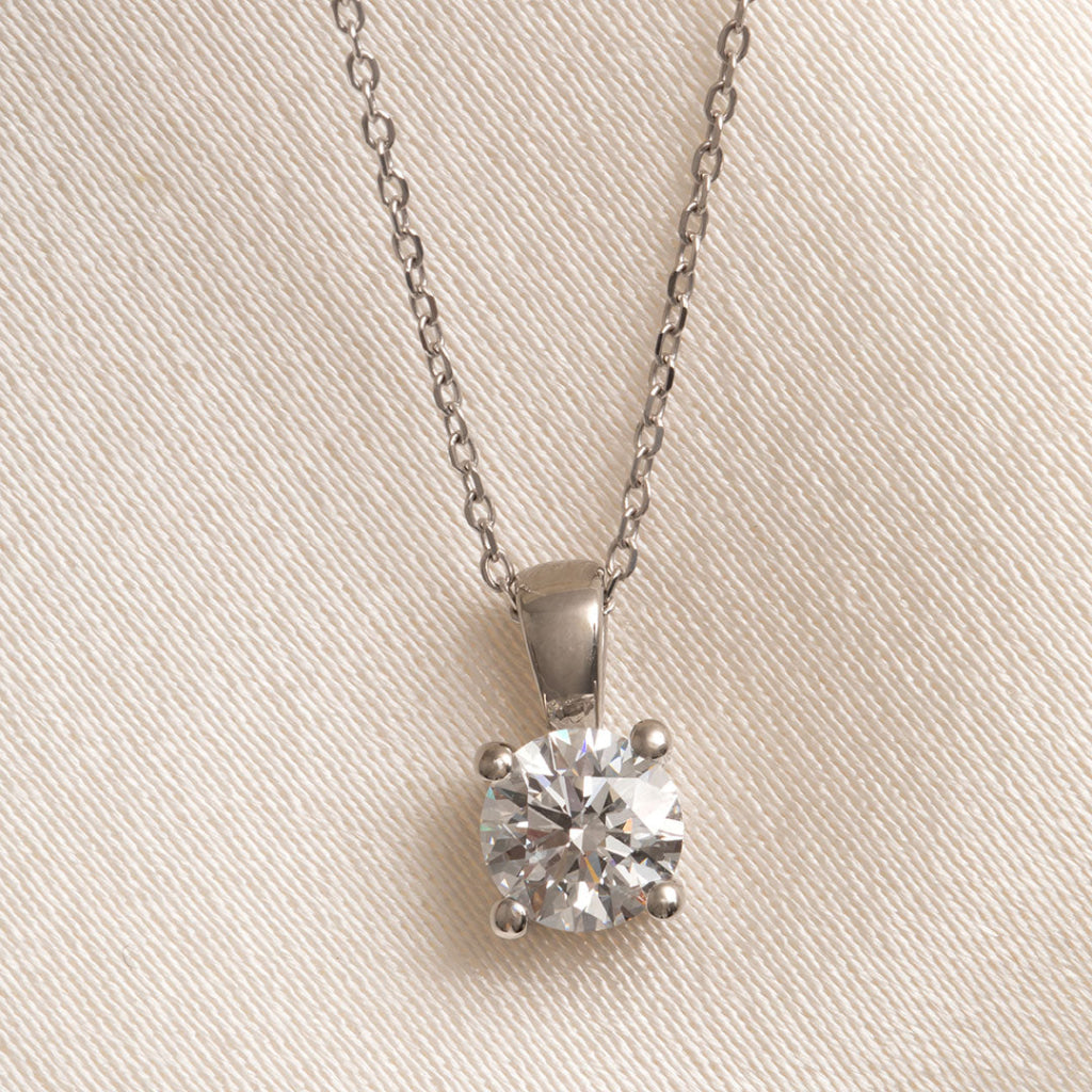 white gold diamond necklace 0.75ct