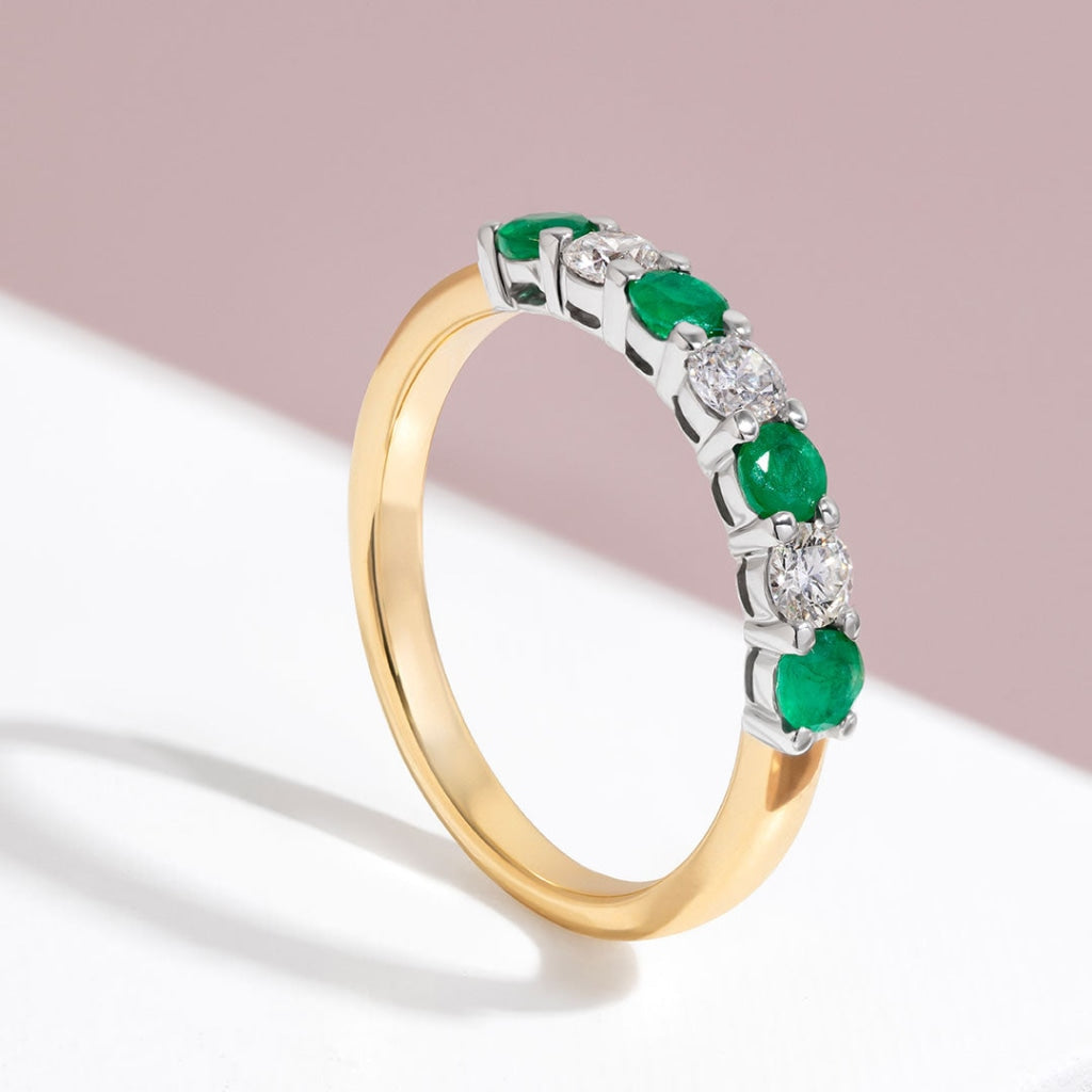 Evelyn | Diamond & Emerald Ring - Rings