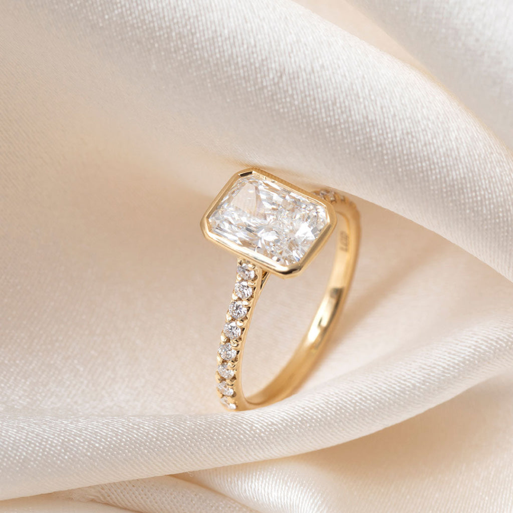 FIANNA 2.30ct | Radiant Solitaire Lab Grown Diamond