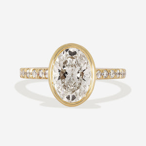 FIANNA OVAL 2.30ct | Lab Grown Diamond Engagement Ring in 18ct Gold