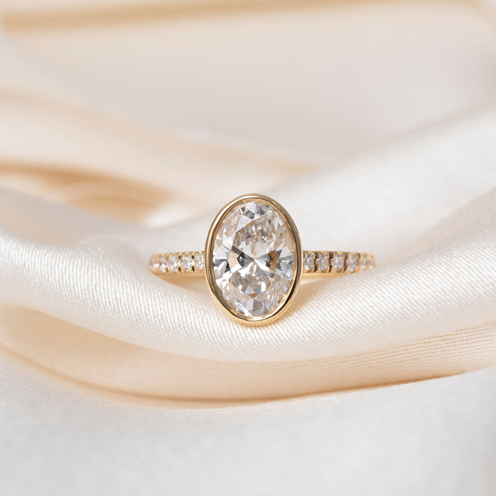 FIANNA OVAL 2.30ct | Lab Grown Diamond Engagement Ring