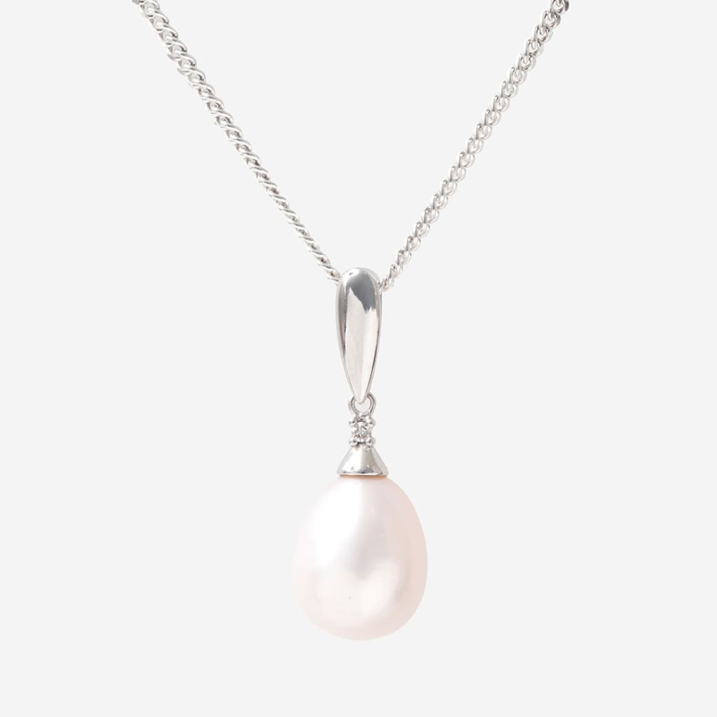 Freshwater Pearl and Diamond Necklace | 9ct White Gold