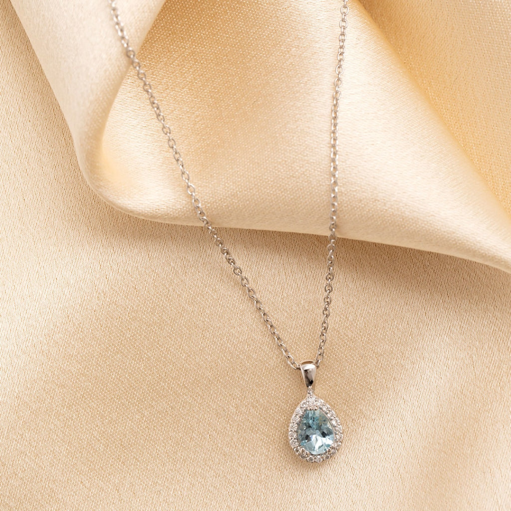 Diamond and Aquamarine necklace full view