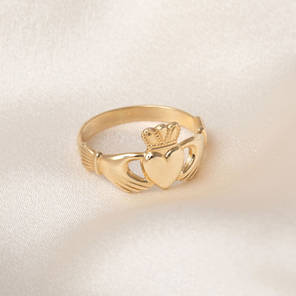 Gents Claddagh Ring | 9ct Gold - Rings