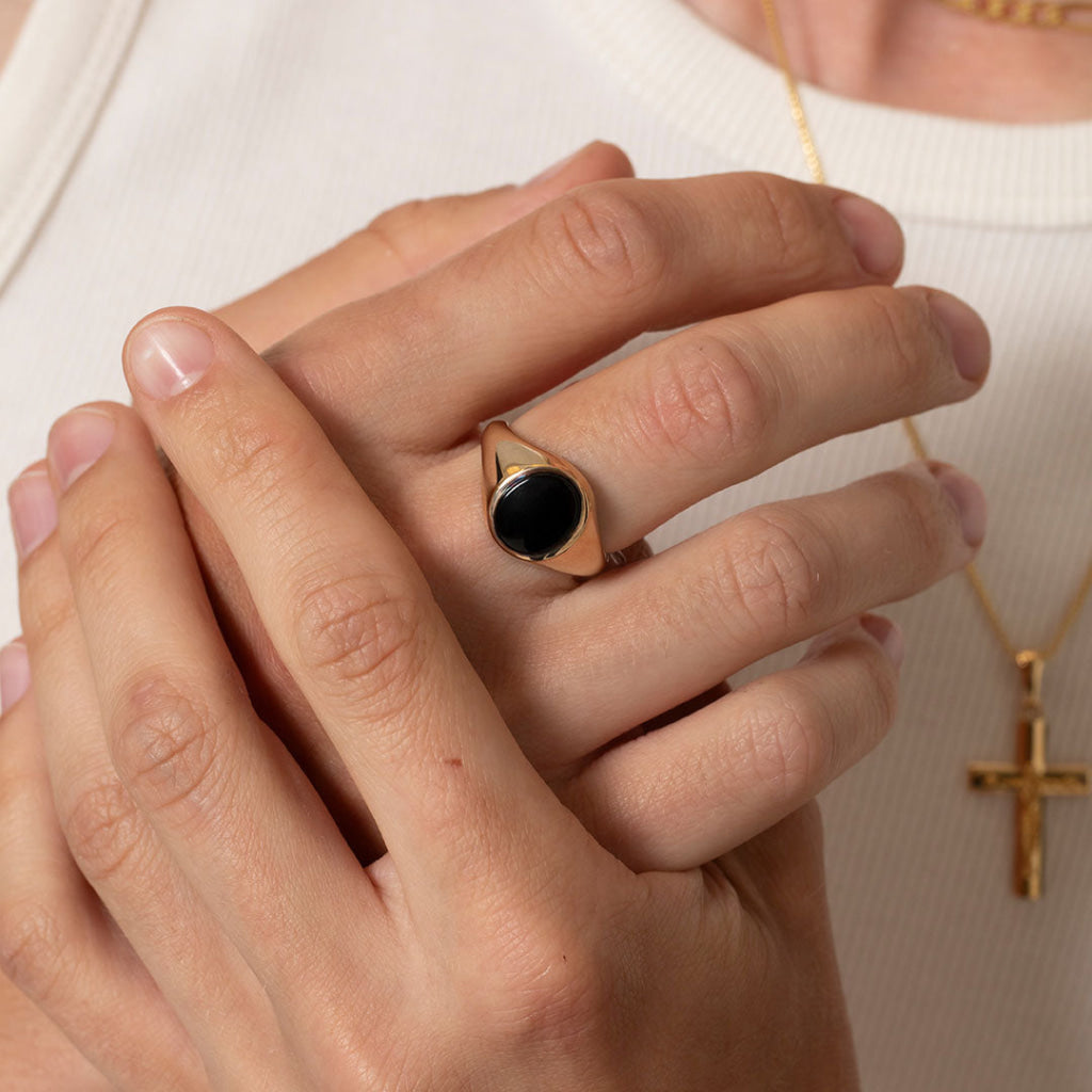 Gents Oval Onyx Signet Ring | 9ct Gold - Rings
