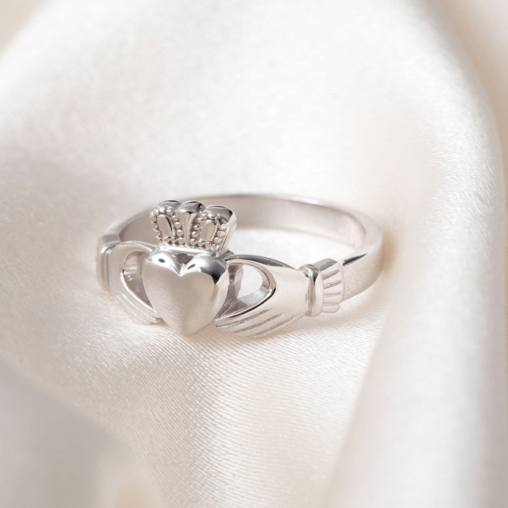 Gents Plain Claddagh Ring | Silver - Rings