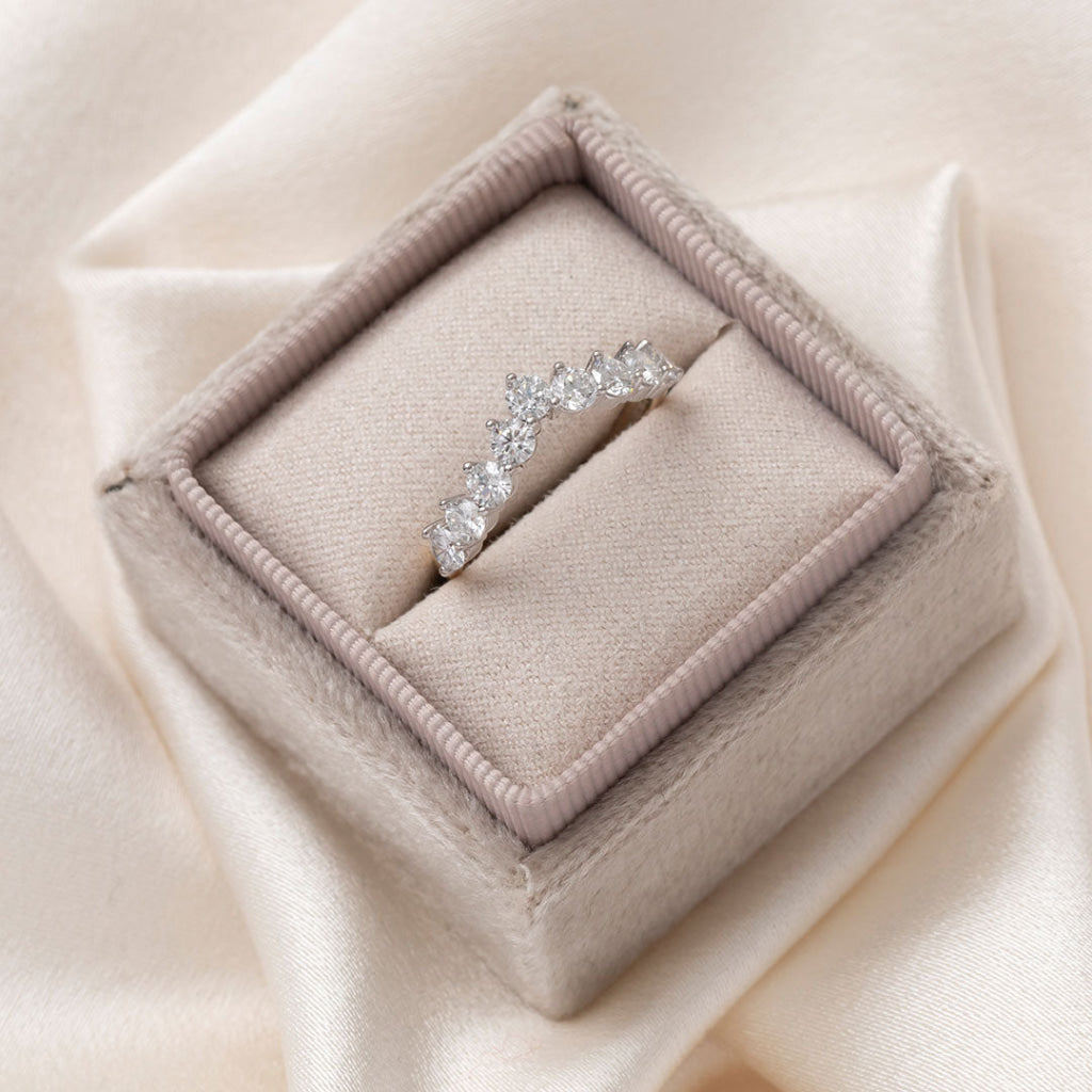 GLORIA | Lab Grown Diamond Wedding Ring in 18ct Gold - Rings