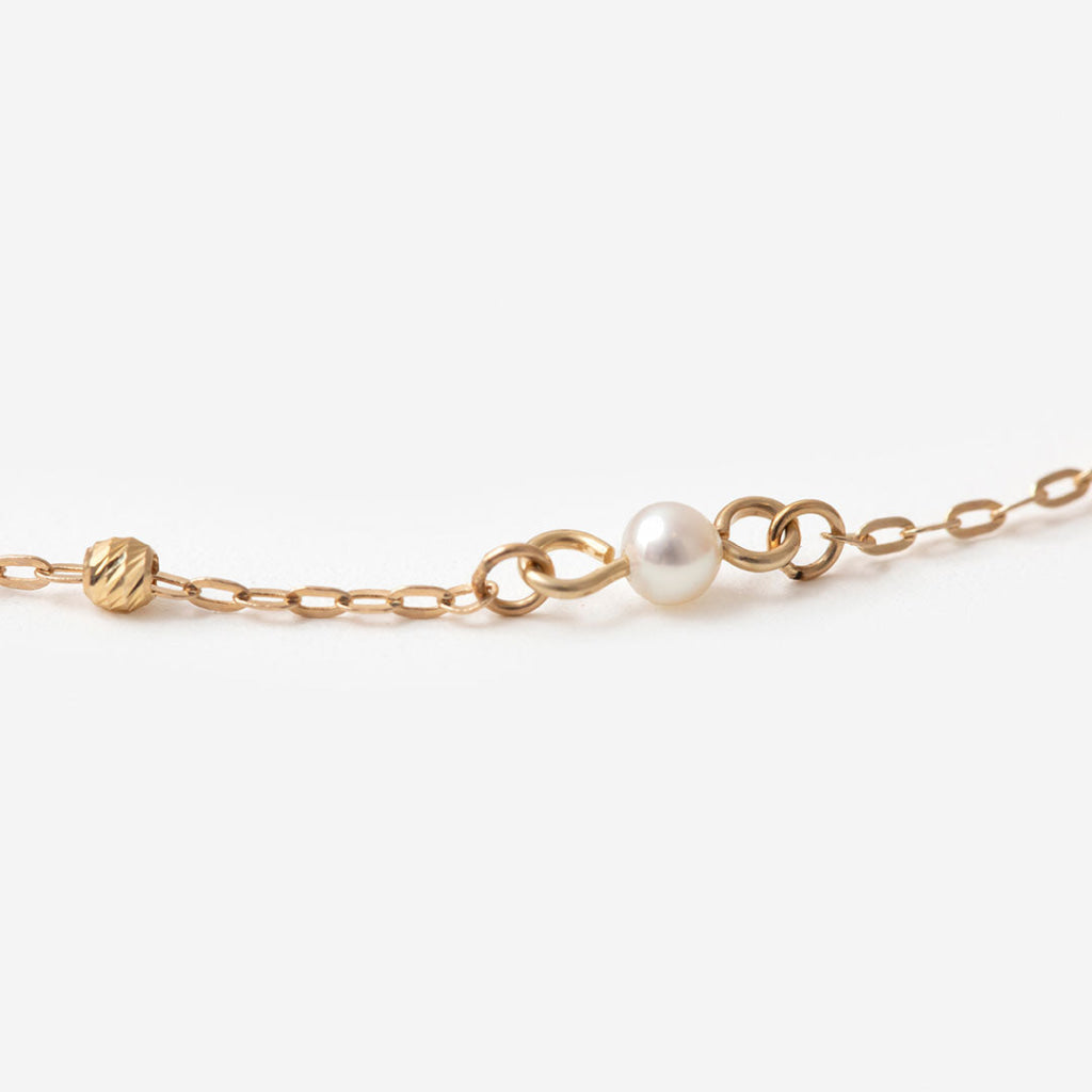 Hints of Pearl Bracelet | 9ct Gold - Bracelet
