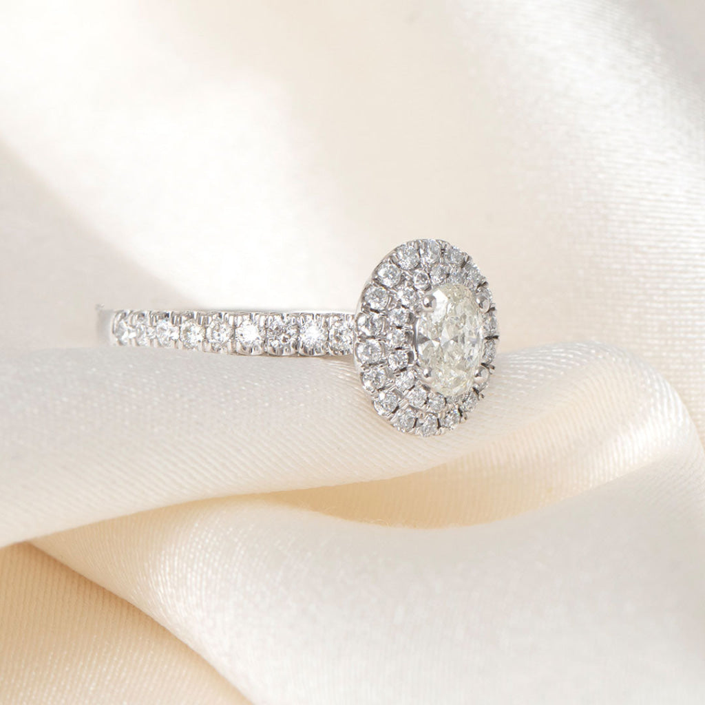 HOLLY 0.75ct | Oval Halo Diamond Engagement Ring in 18ct