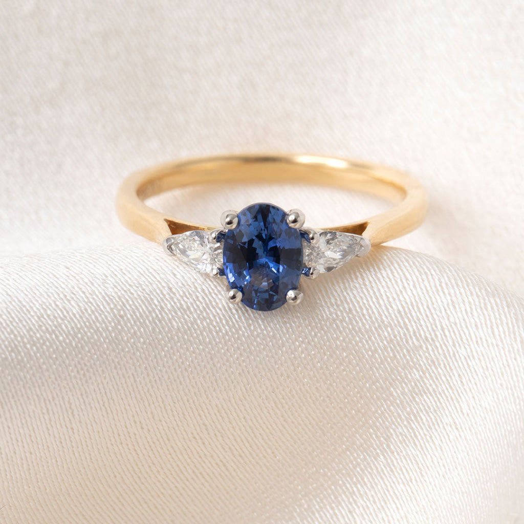 HOWTH | Sapphire & Diamond Ring in 18ct Gold - Rings