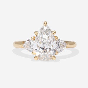 IKARIA 2.50ct | Pear 3-Stone Lab Grown Diamond Engagement Ring in 18ct Gold
