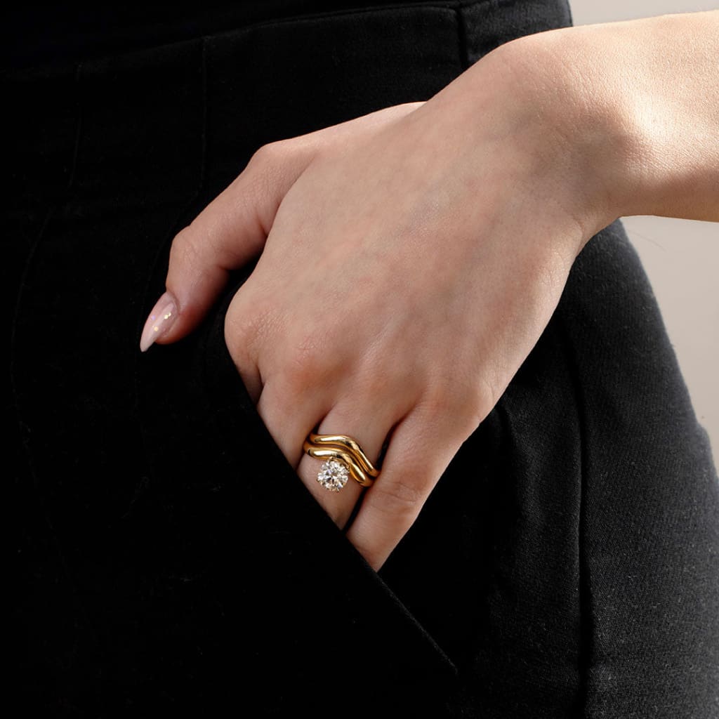IONA | Shaped Diamond Wedding Ring in 18ct Gold