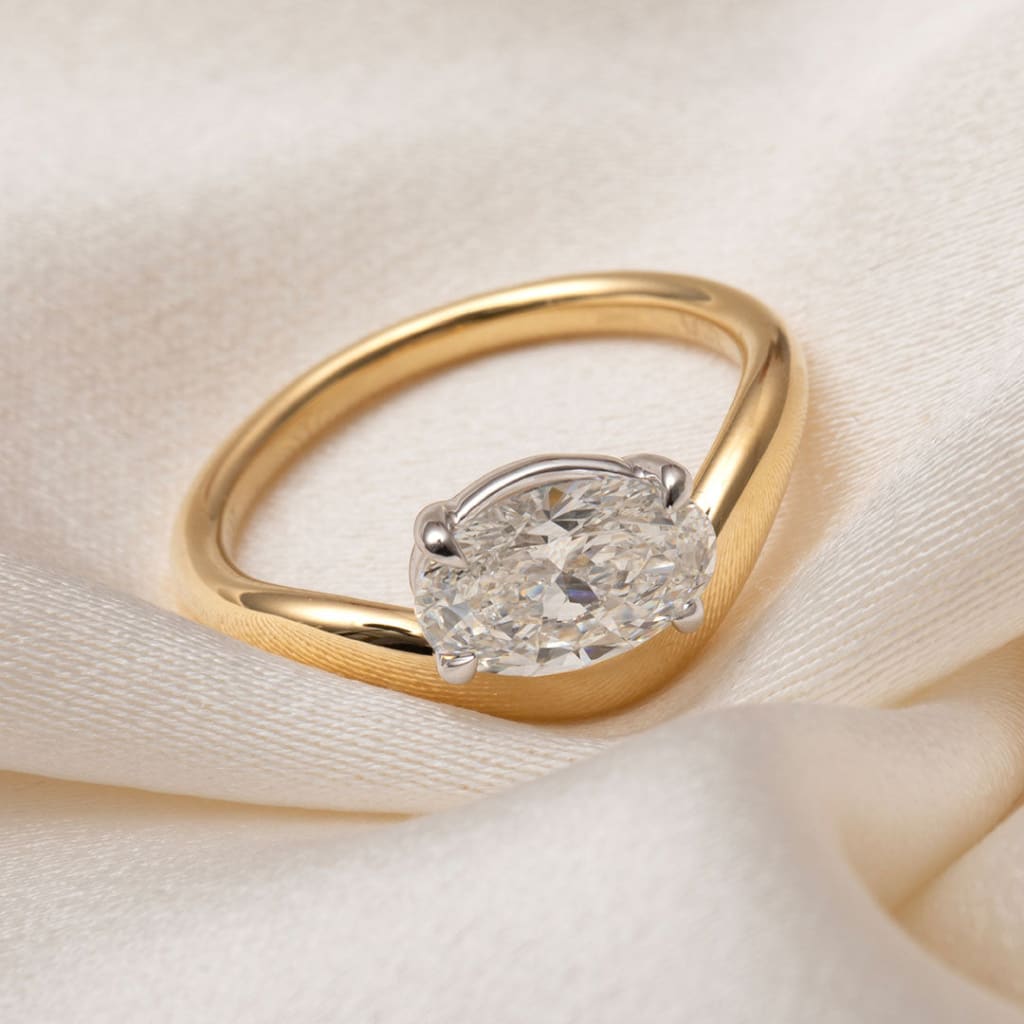 Irene| Oval Solitaire Lab Diamond Set in 18ct Gold 1.50ct