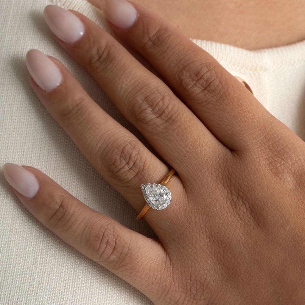 JAMIE | Pear Halo Lab Diamond Set in 18ct Gold 0.85ct