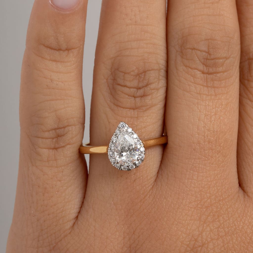 JAMIE | Pear Halo Lab Diamond Set in 18ct Gold 0.85ct