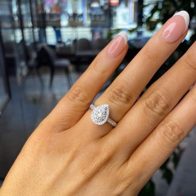 Jetson | Diamond Engagement Ring On Womans Hand - Gear Jewellers Dublin 