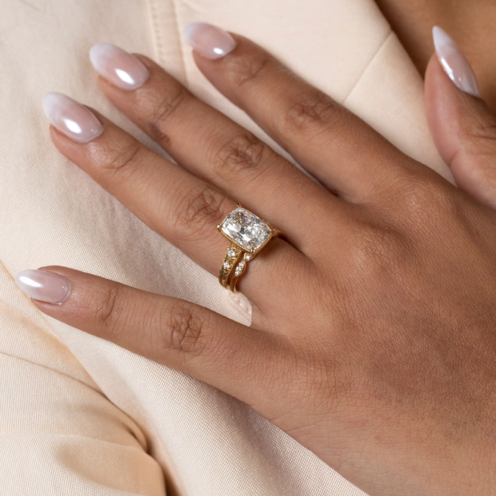 JOAN | Natural Diamond Wedding Ring in 18ct Gold - Rings