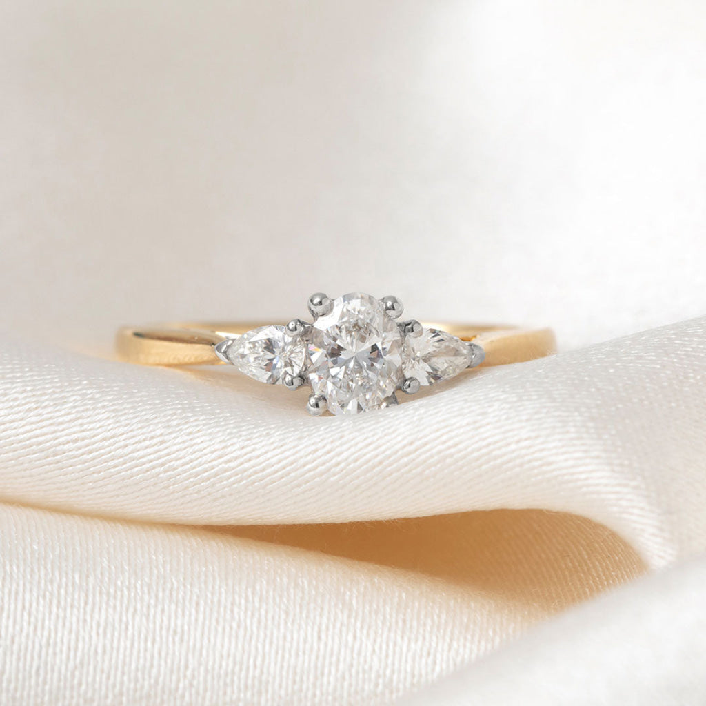 KAI 0.60ct | Oval 3-Stone Natural Diamond Engagement Ring